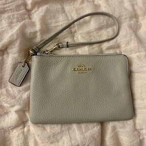 Coach Corner Zip Wristlet Taupe Refined Pebble Leather
